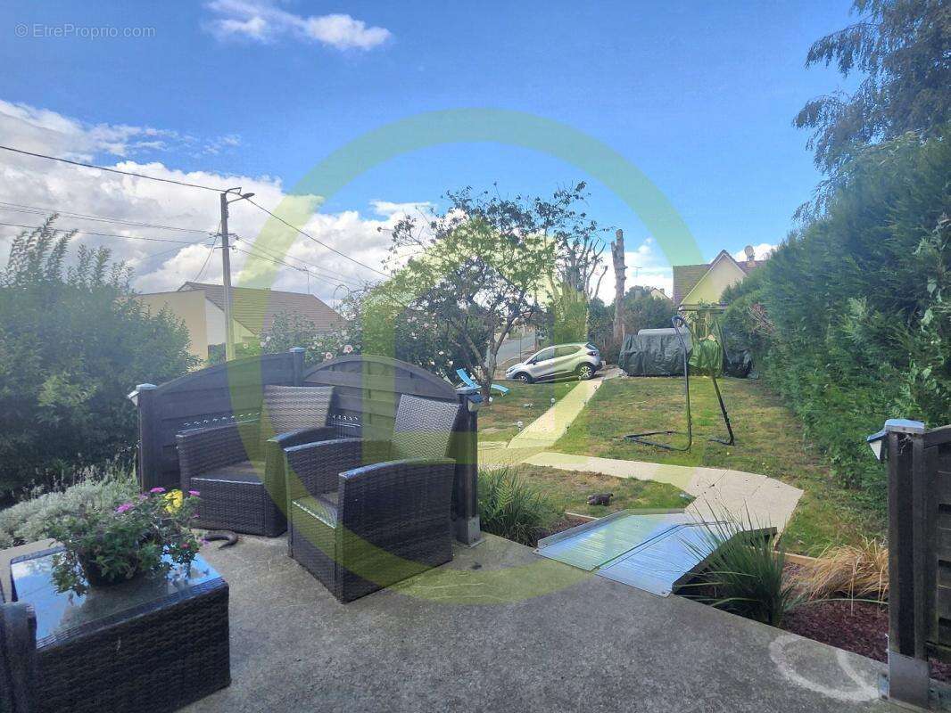 Maison à MARGNY-AUX-CERISES