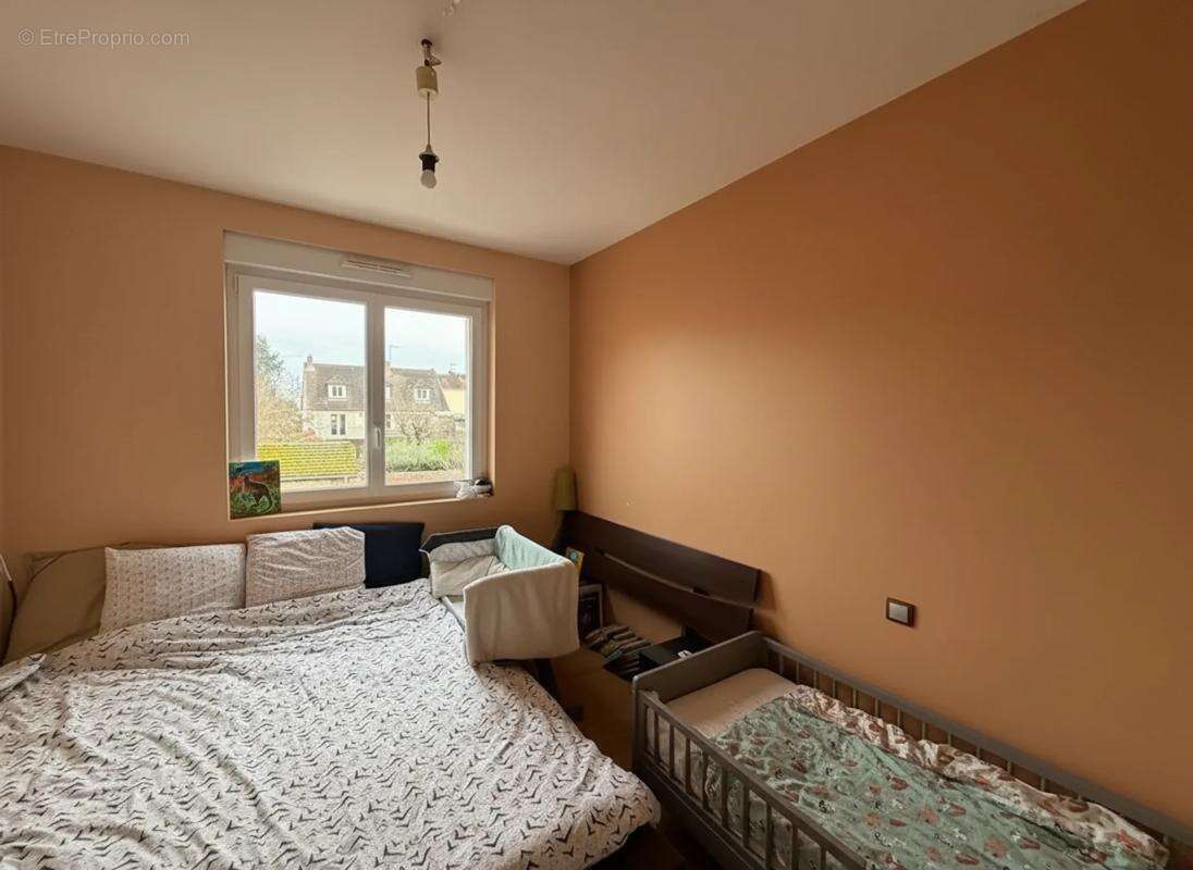 Appartement à YZEURE
