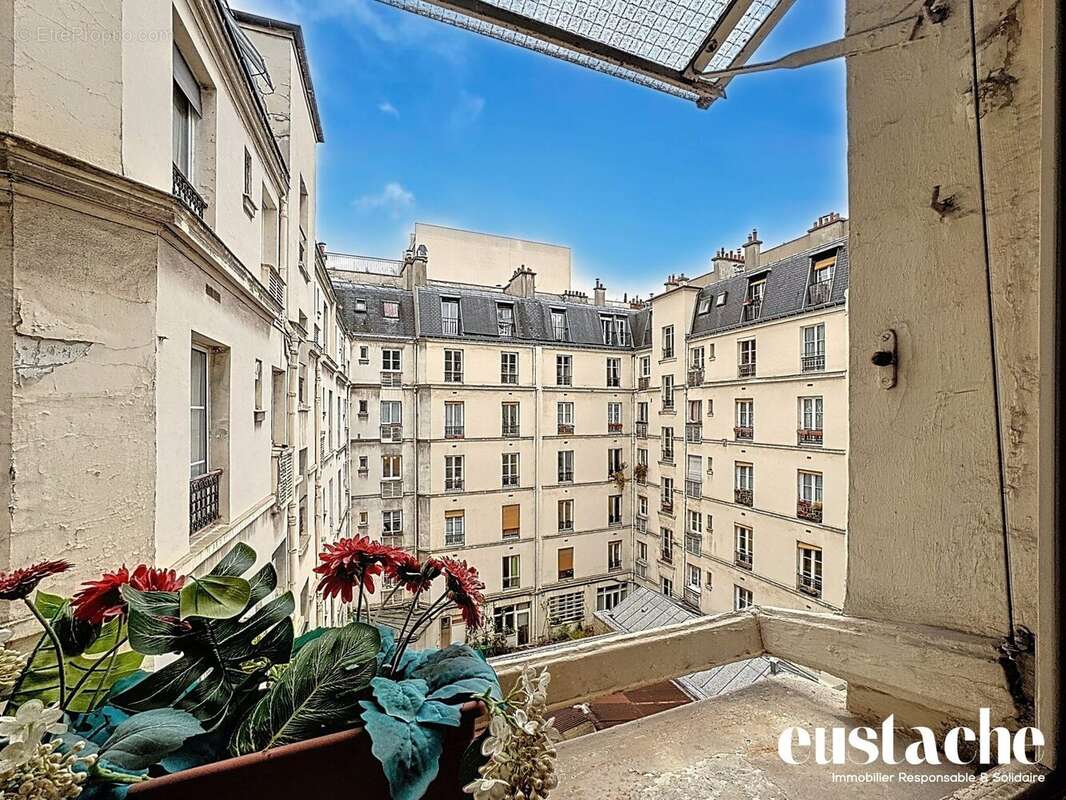 Appartement à PARIS-10E