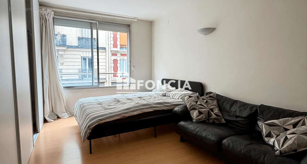 Appartement à PARIS-11E