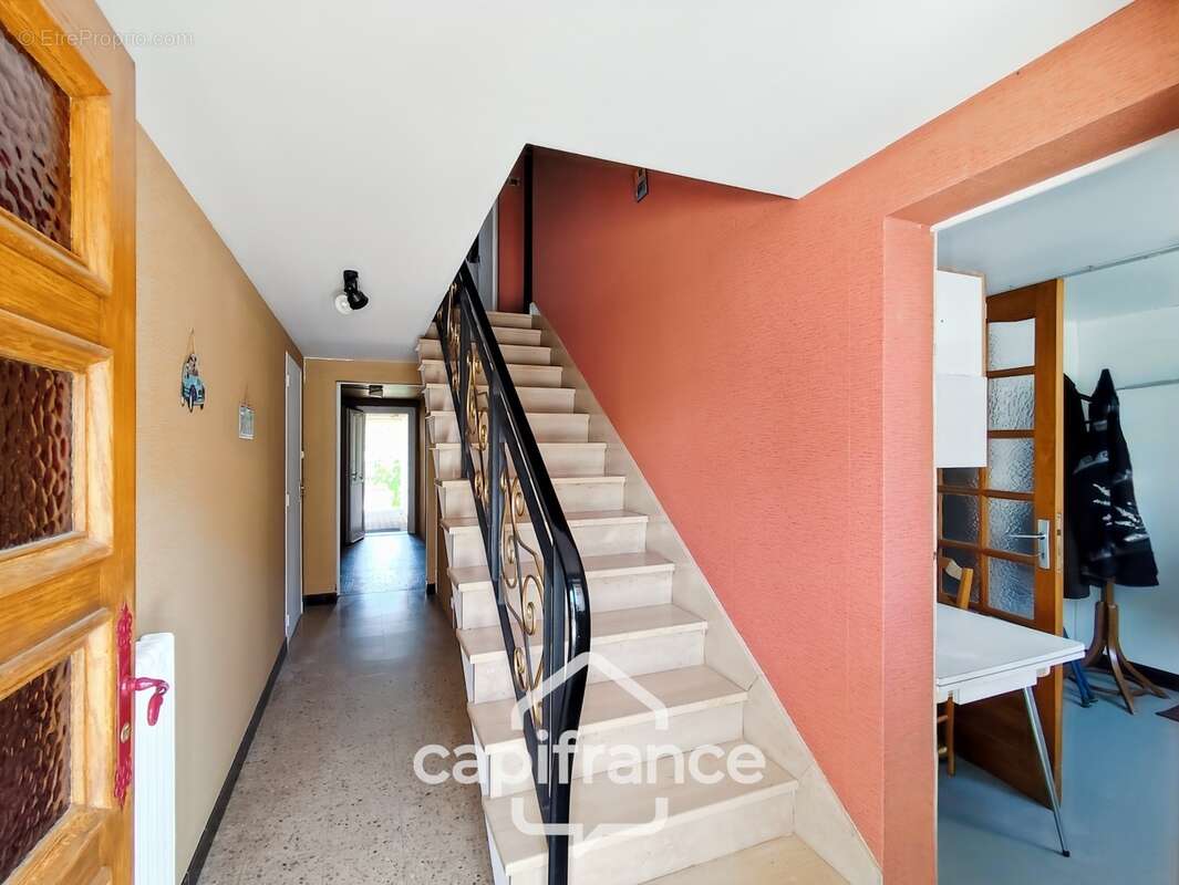 Maison à vendre 5 pièces BESSE SUR BRAYE (72)  -  Terrain 527 m²  - - photo 20