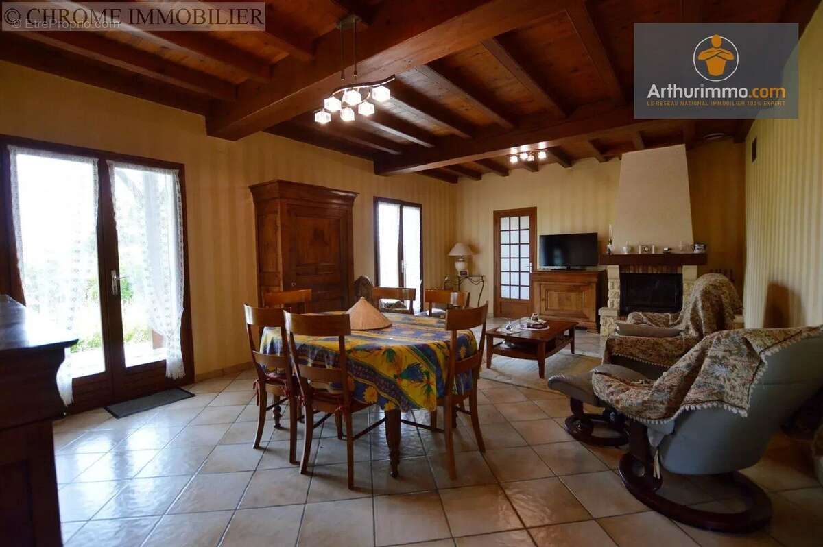 Maison à MONSEGUR