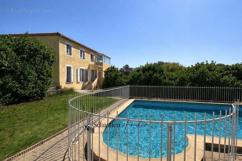Maison à BOUC-BEL-AIR