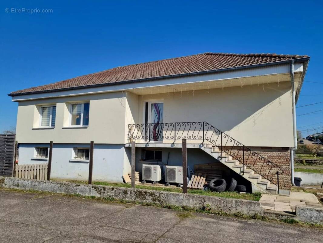 Maison à AVRICOURT