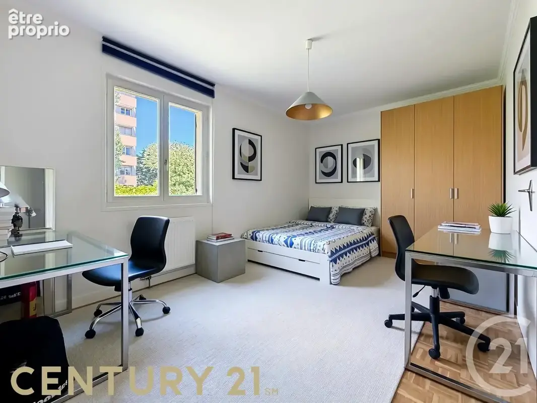Maison 5 pièces 200 m² à vendre à Sathonay-Camp (69580) - photo 12