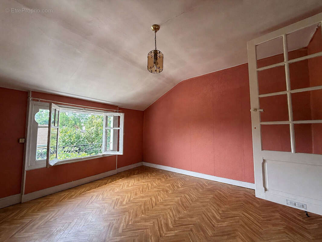 Maison Gagny 6 pièce(s) 100 m2 - photo 9