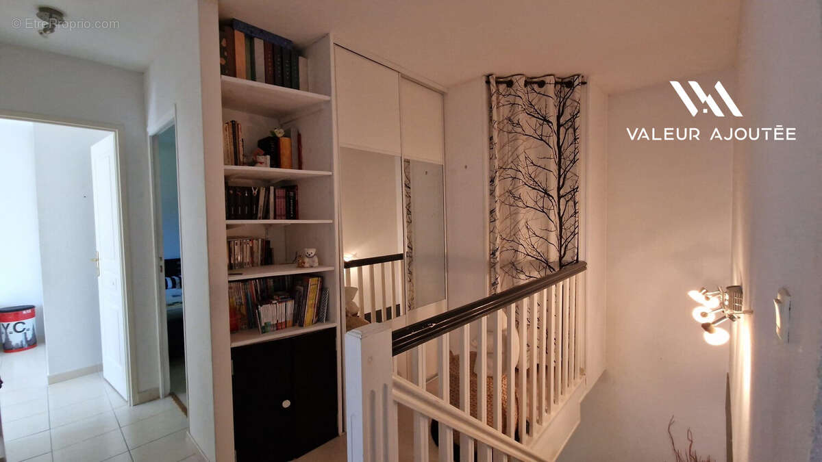 Maison 95 m² à Rousset  - photo 5