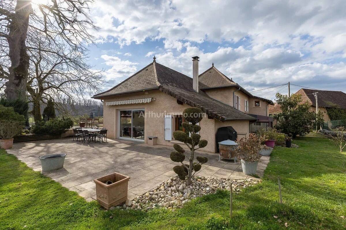 Maison à LE PONT-DE-BEAUVOISIN