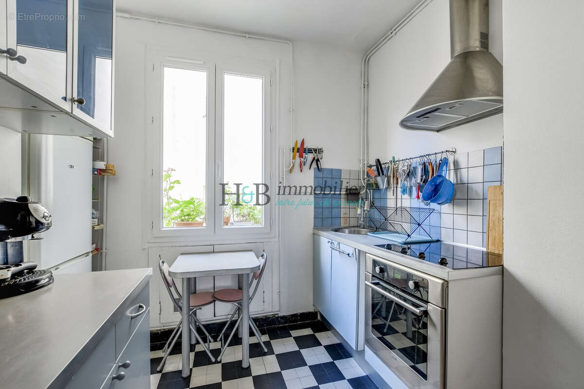 Appartement à PARIS-10E