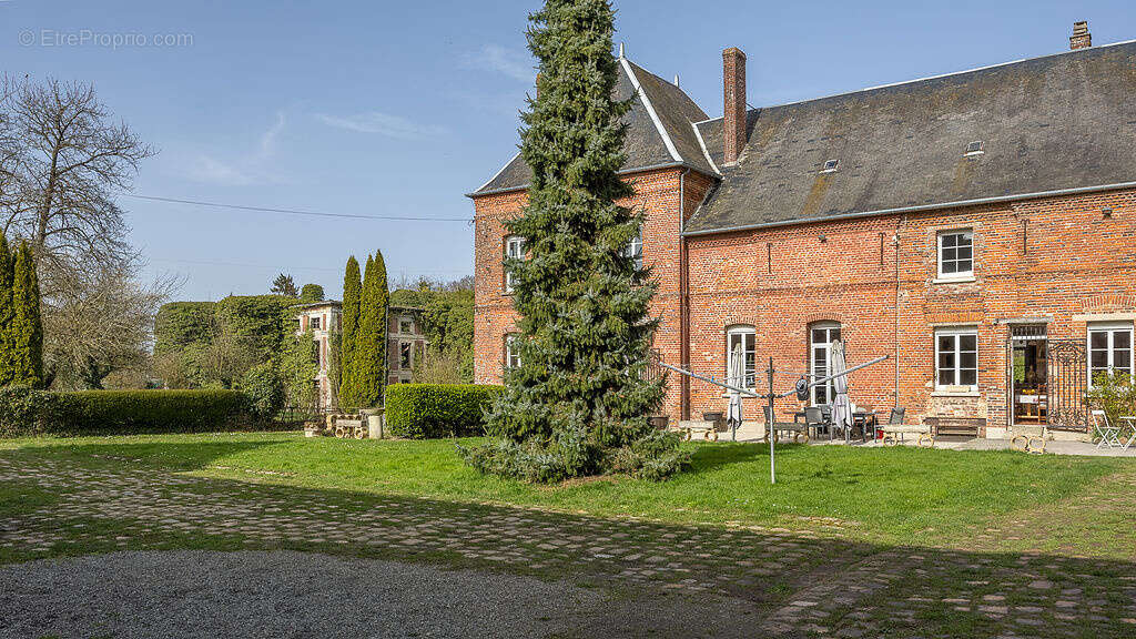 Maison à LIANCOURT-FOSSE