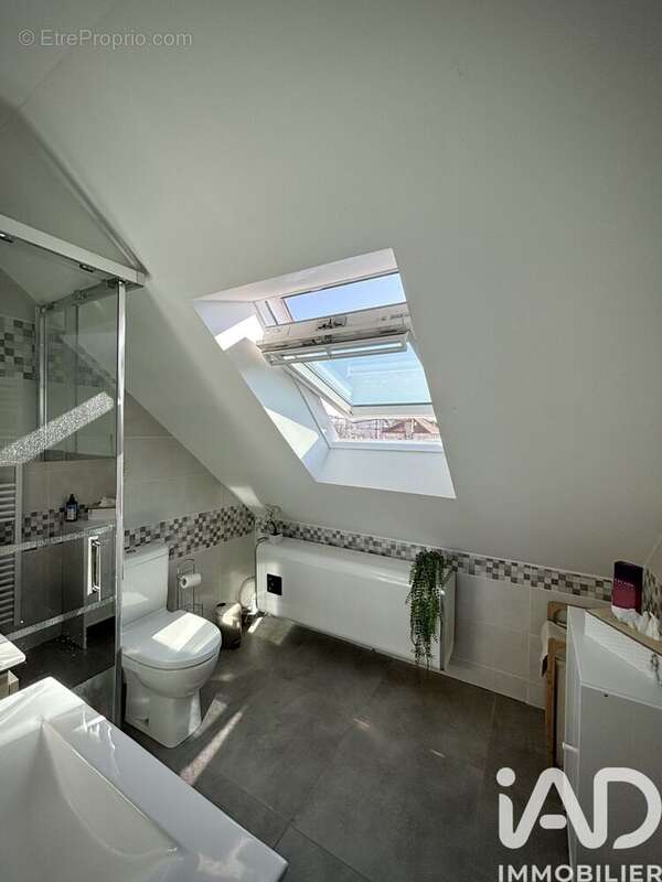 Photo 8 - Appartement à CORBEIL-ESSONNES