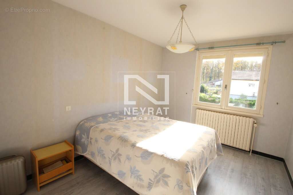 Maison à PIERRE-DE-BRESSE