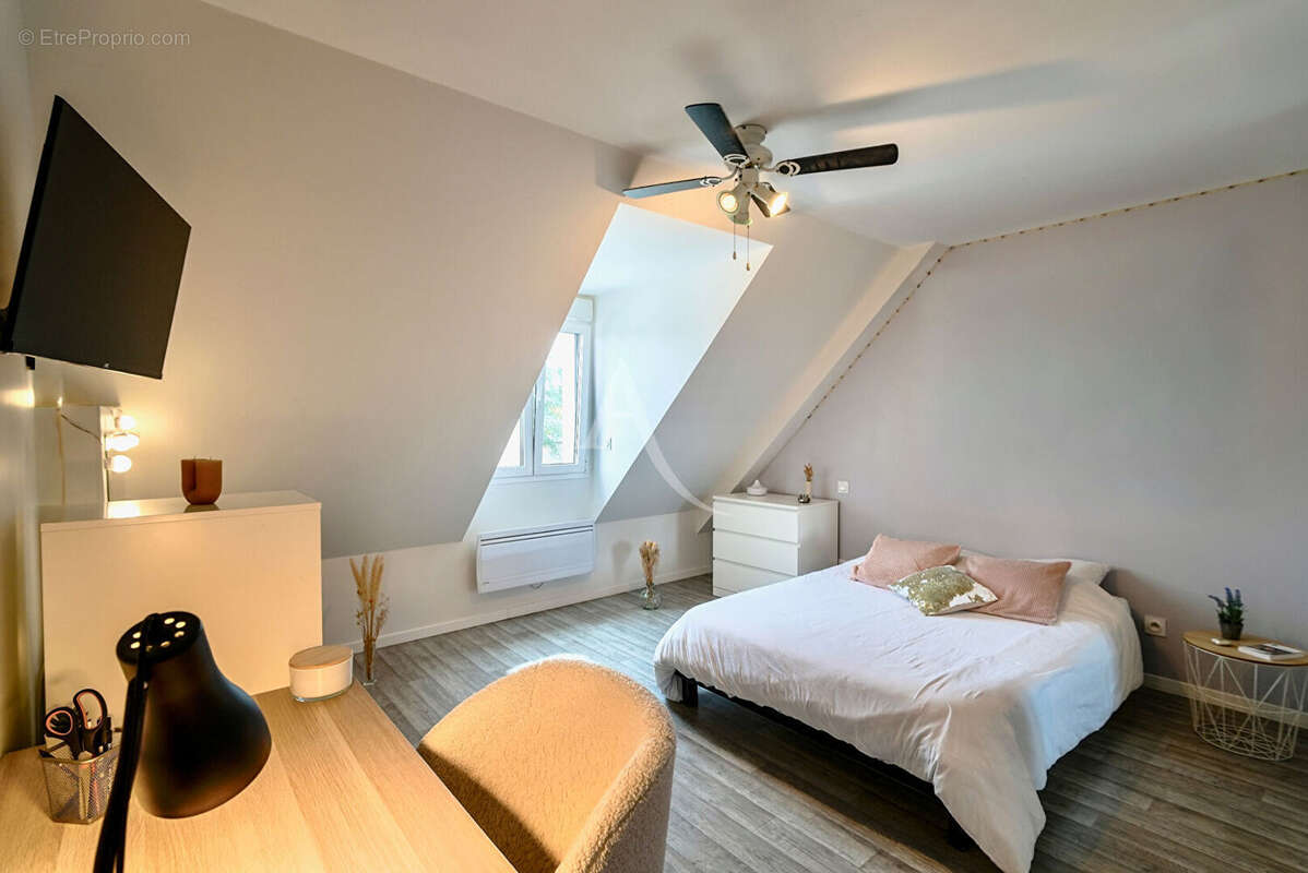 Maison à MONTLOUIS-SUR-LOIRE