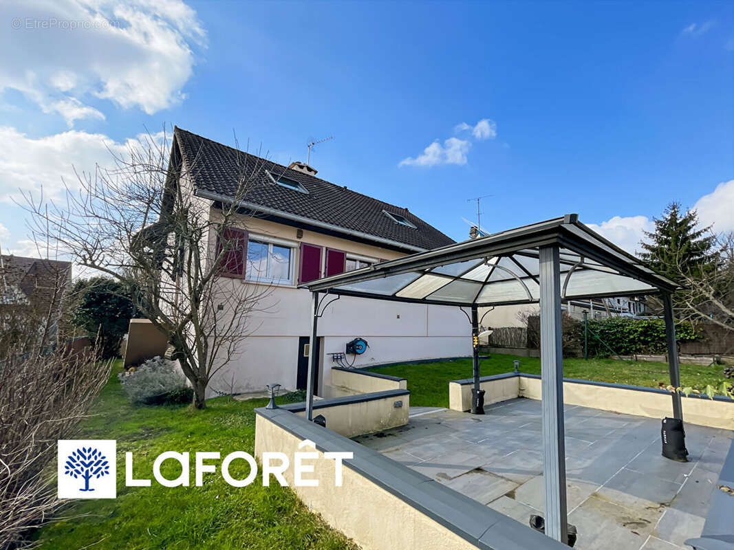 Maison à VILLIERS-SUR-ORGE