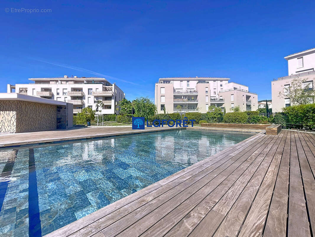 Appartement à HYERES