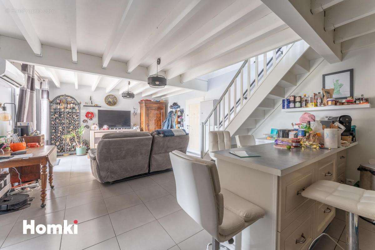 Appartement à VILLENAVE-D'ORNON