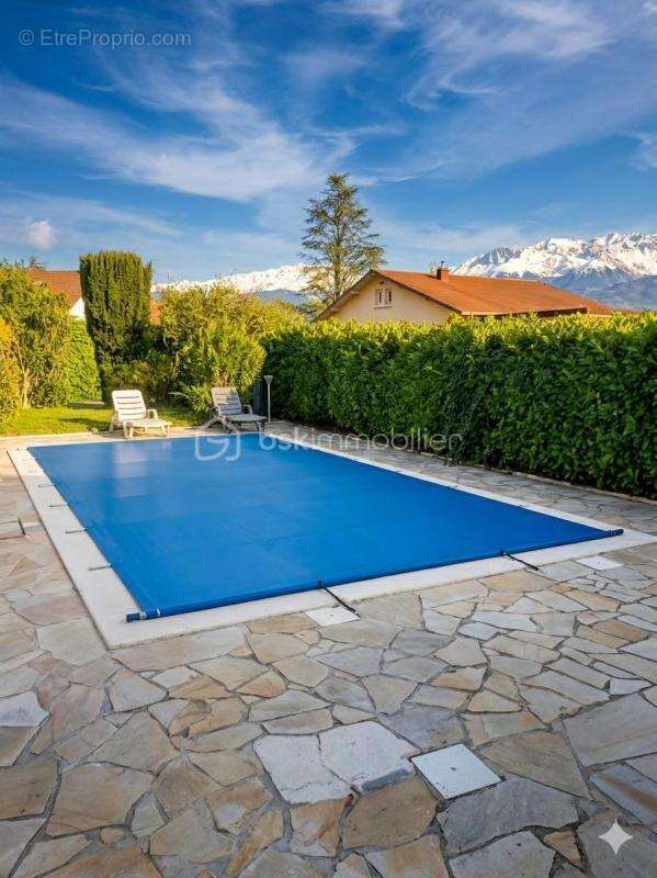 Maison à SAINT-ISMIER