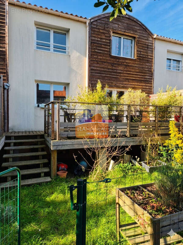 Bouguenais - maison -  3 ch - 102 m² habitables - terrasse et jardin - photo 4