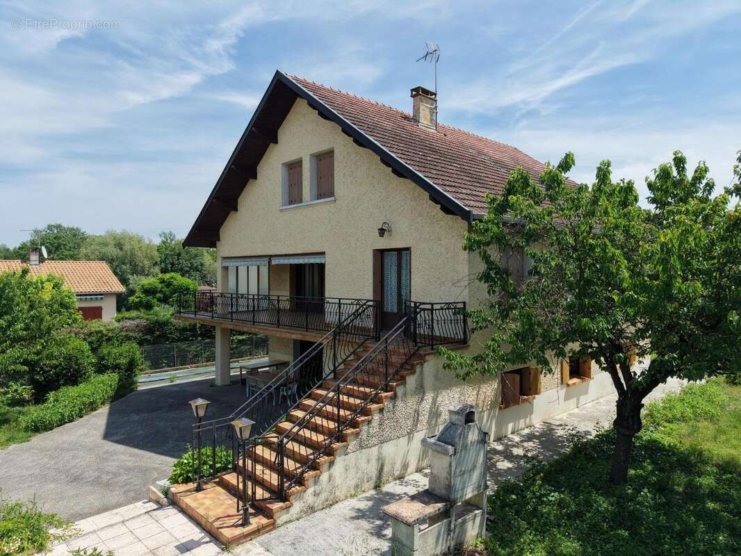 Photo 2 - Maison à LA VERPILLIERE