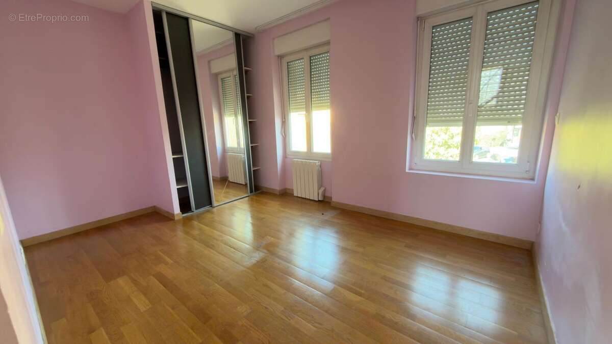 Maison à NEUILLY-PLAISANCE