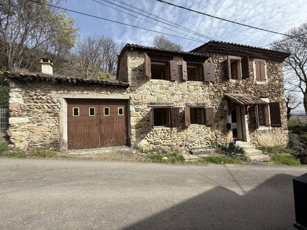Maison à BEAUCHASTEL
