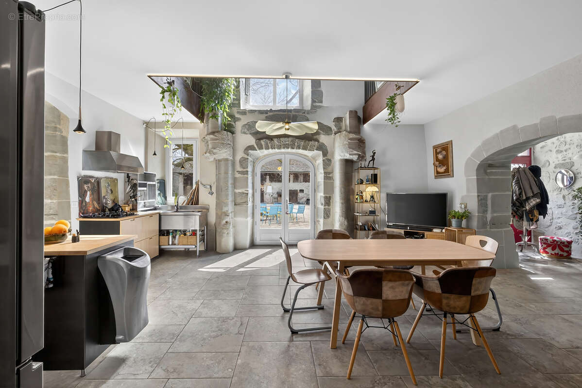 Maison à MARIGNY-SAINT-MARCEL