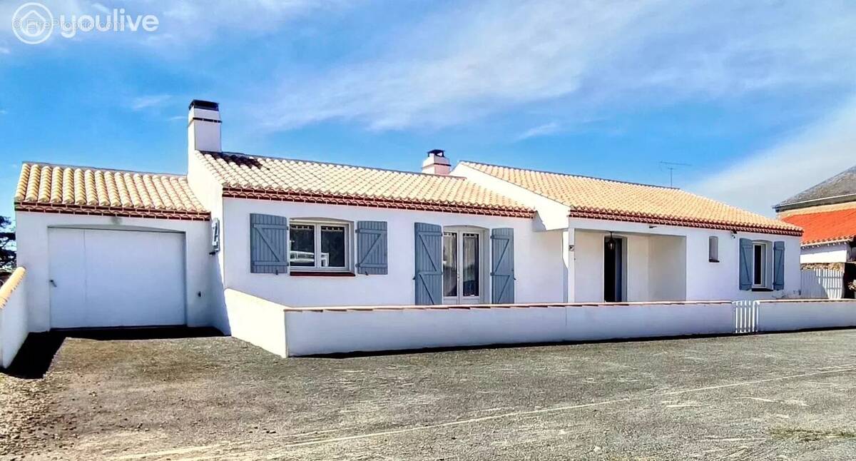 Maison à BOUIN