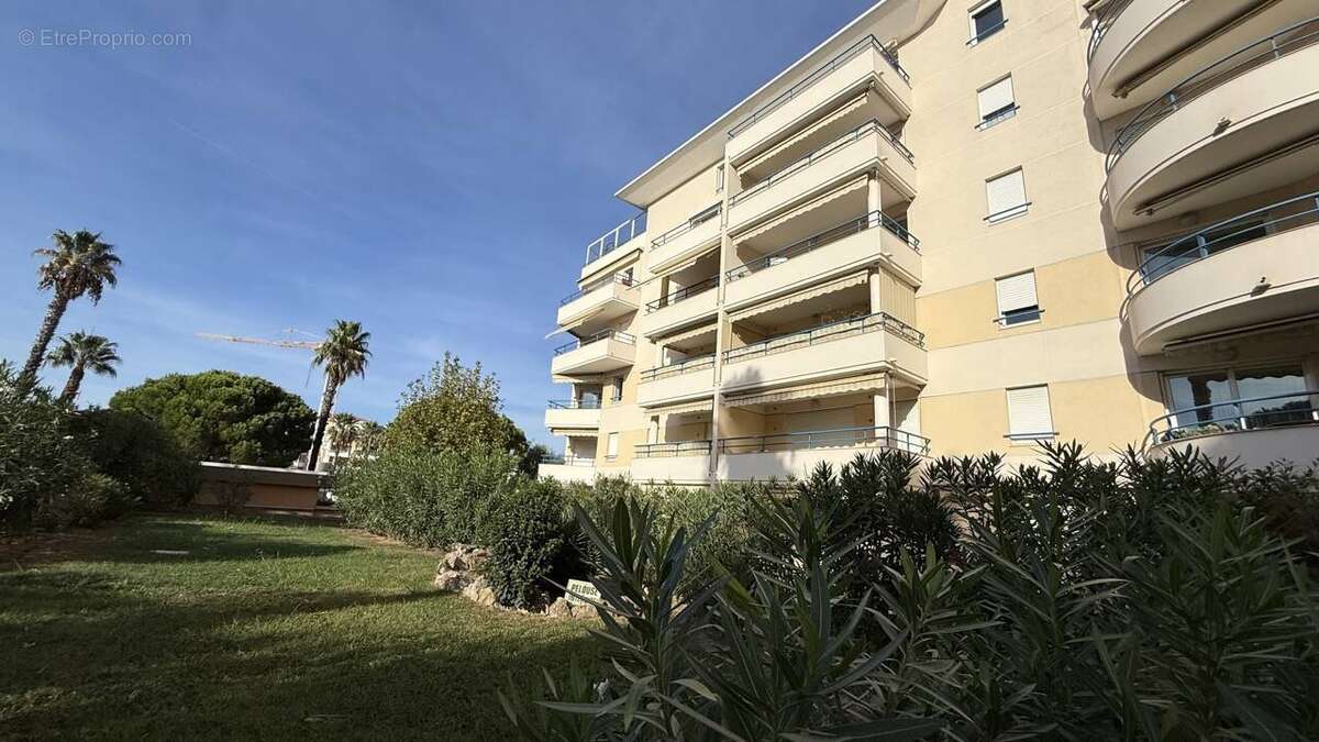 Appartement à FREJUS