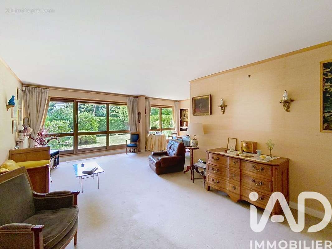 Appartement 113 m² à Saint-Cloud  - photo 3