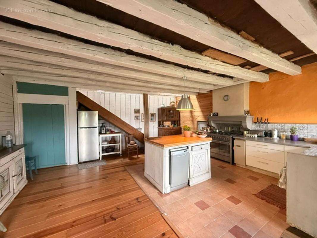 Maison à CHENELETTE