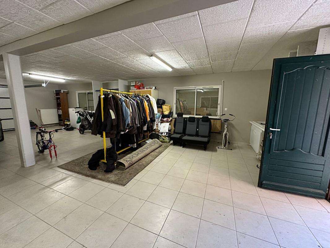 Maison à VILLEMANDEUR