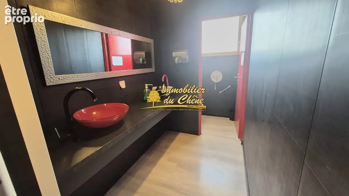 Maison 10 pièces 218 m² à vendre à Saint-Germain (70200) - photo 8