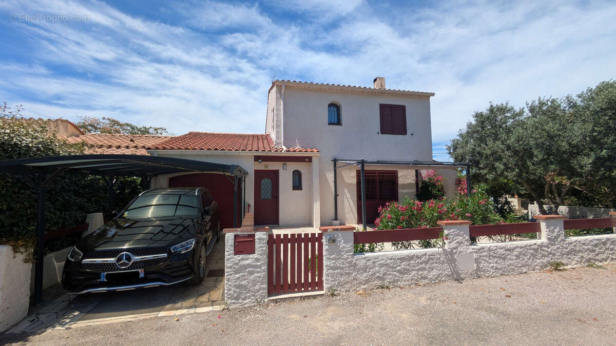 Maison à MONTESQUIEU-DES-ALBERES