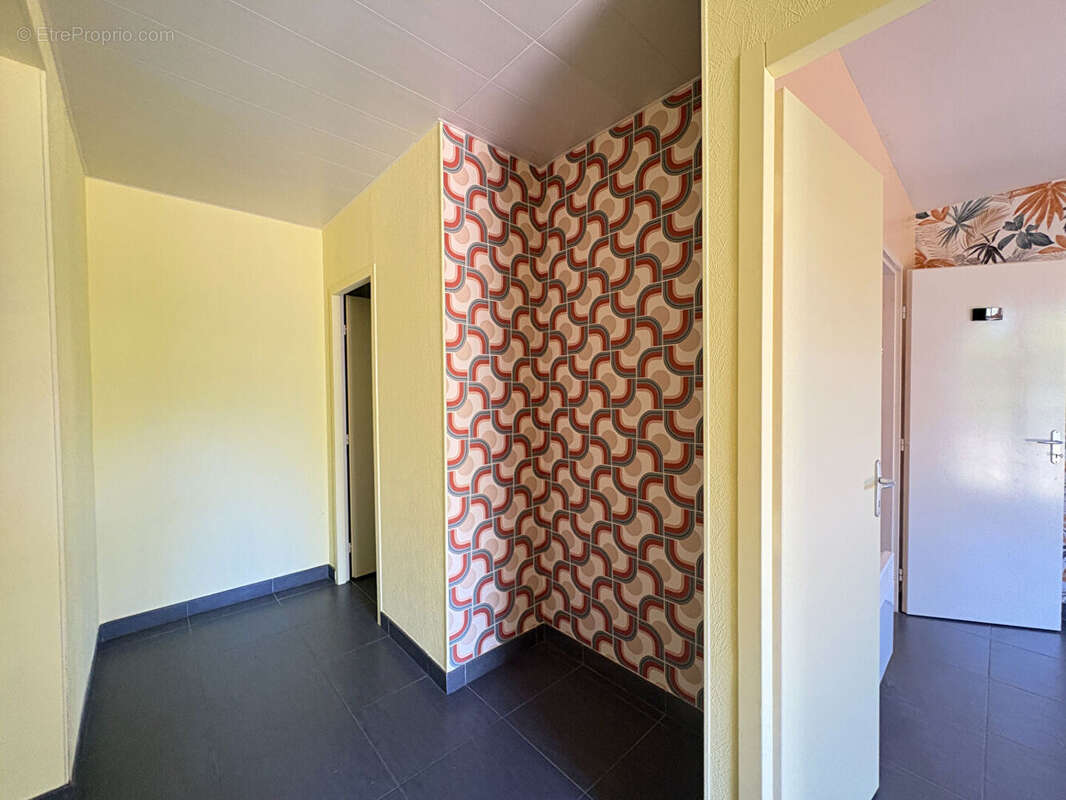 Maison à CADAUJAC