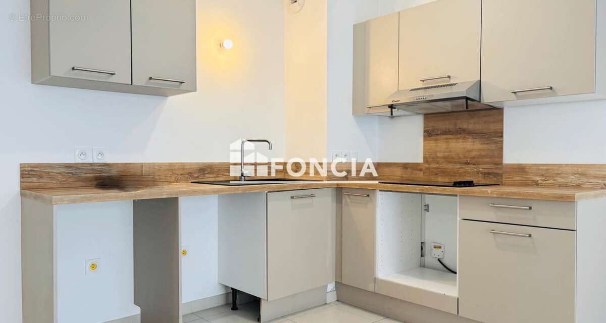 Appartement à VILLENEUVE-LOUBET
