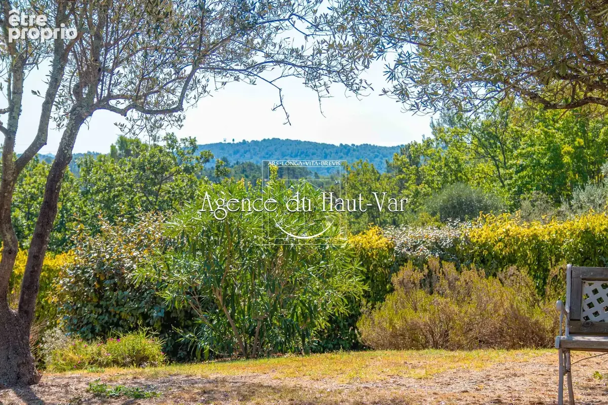 Villa récente 170m2, terrain paysager 3000m2 - photo 18