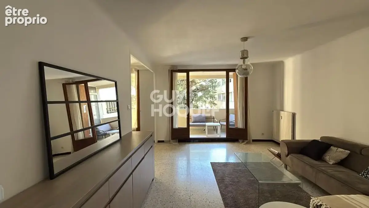 Appartement à LE PONTET