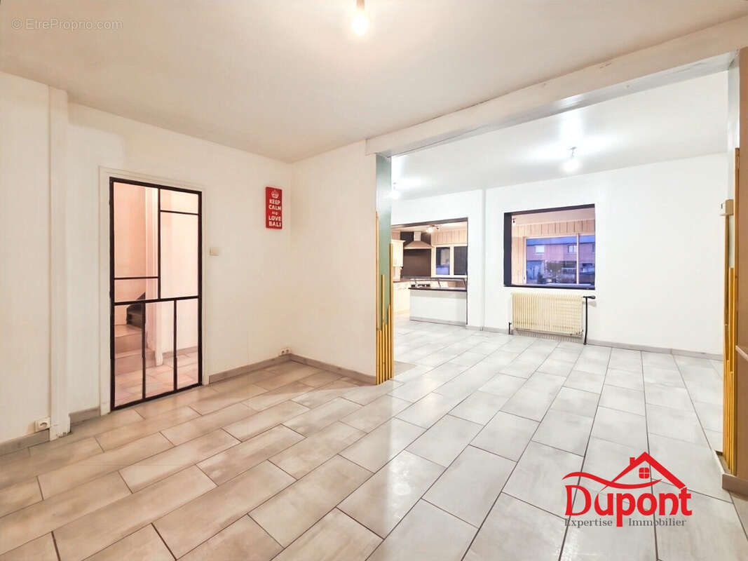 Maison à NEUVILLE-SAINT-REMY