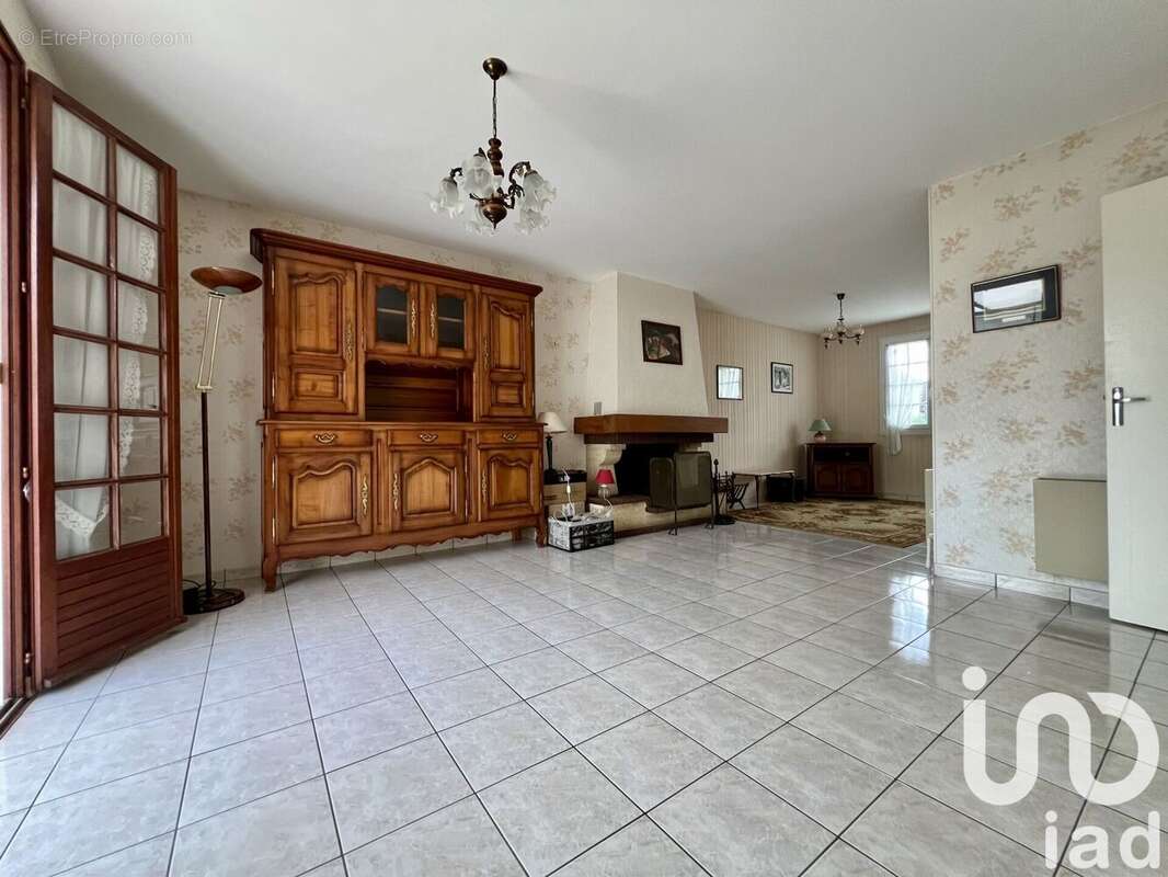 Photo 5 - Maison à VILLEBERNIER