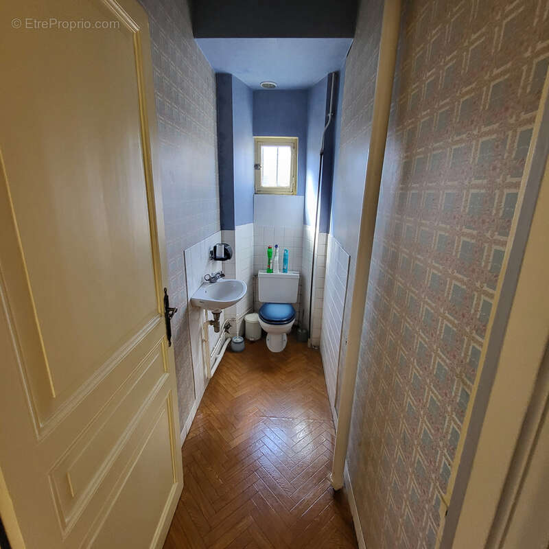 Appartement à RIOM-ES-MONTAGNES