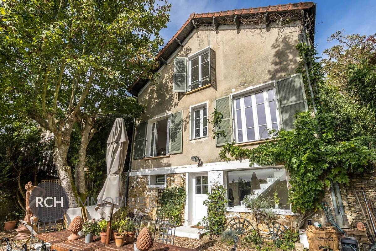 Maison à MONTFORT-L'AMAURY