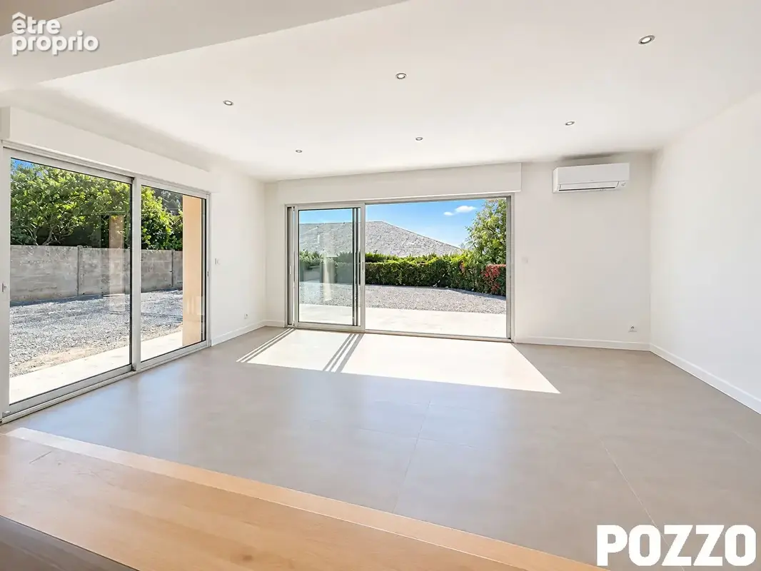 A Vendre - Avranches centre - Appartement rez-de-chaussée - 5 pièce(s) 137,64 m² - terrasse et parking - photo 3