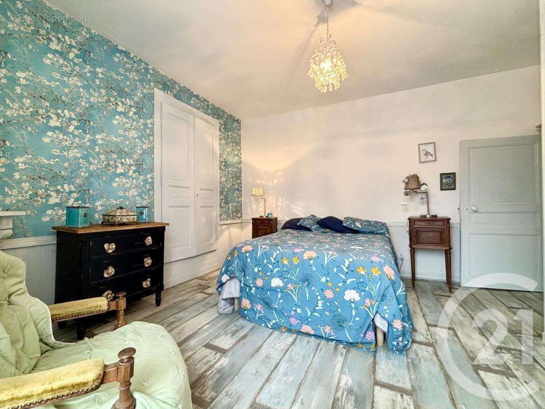 Maison à LA CROISILLE-SUR-BRIANCE