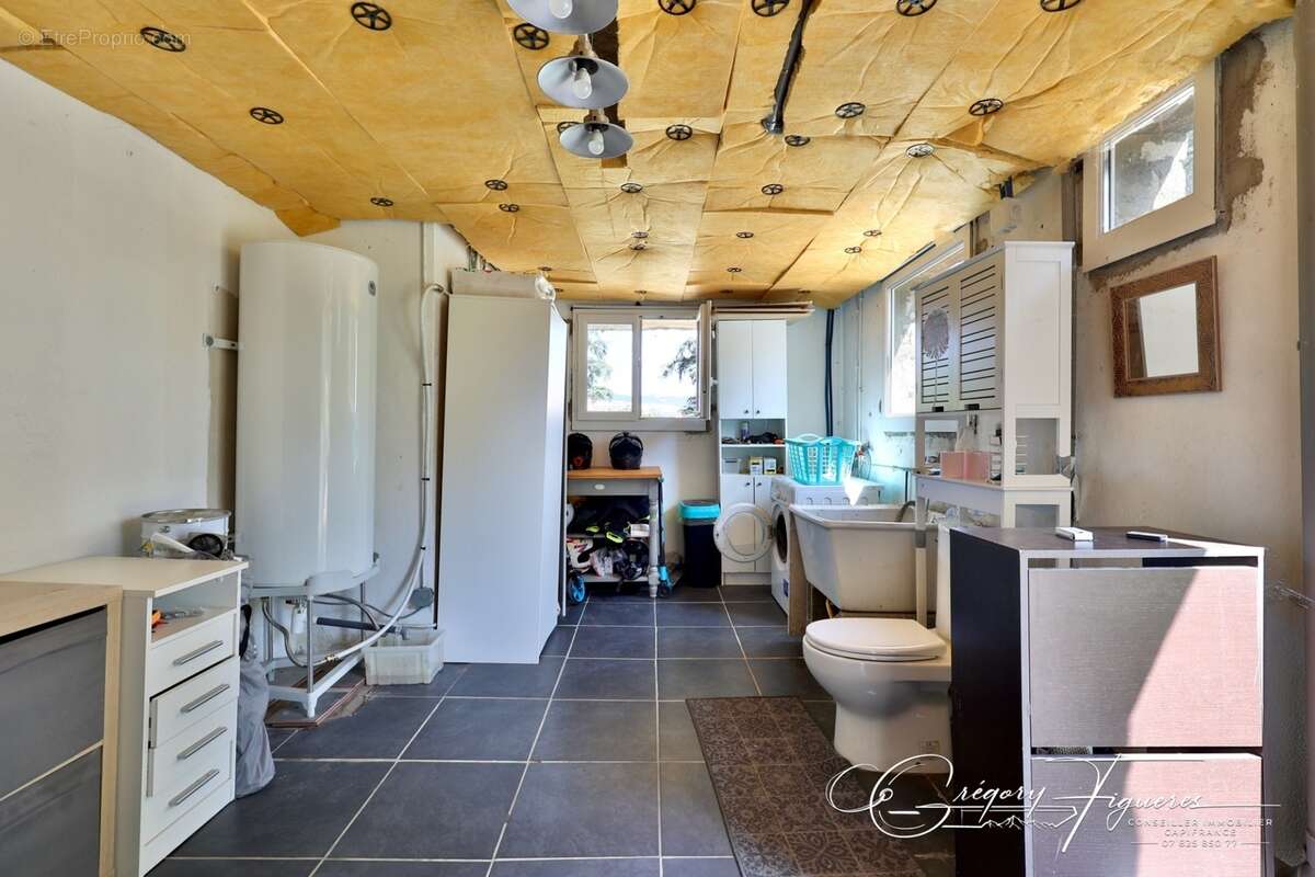 Châteauneuf – maison familiale 6 pièces – 4 chambres – vue dégagée – terrain 1 174 m² - photo 15