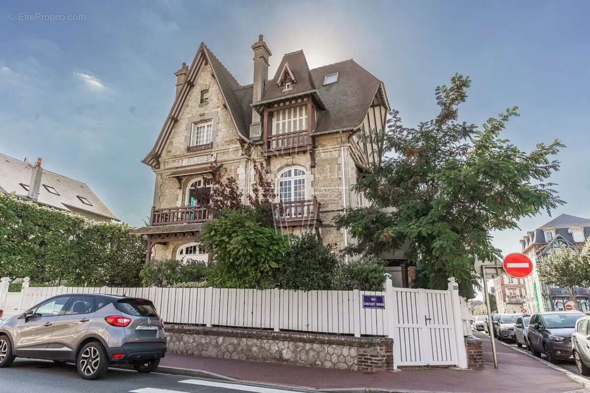 Appartement à DEAUVILLE