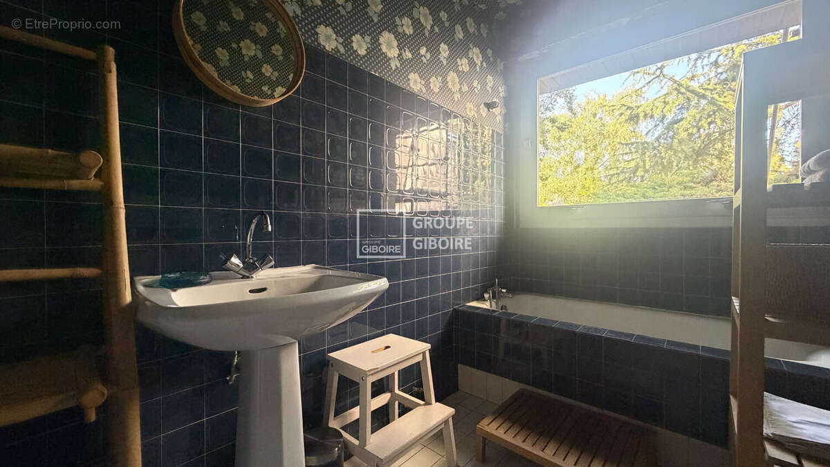 A vendre - rue de vincennes - agence giboire - appartement t2 2 pièces 52  m² - rennes - photo 3