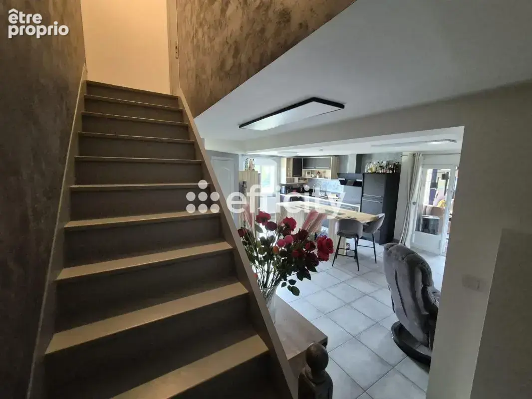 Maison 200 m² à Thevet-Saint-Julien  - photo 16