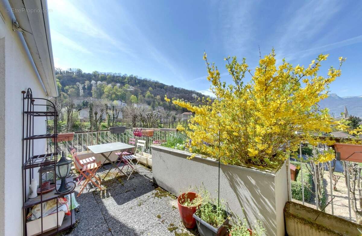 Appartement à EYBENS