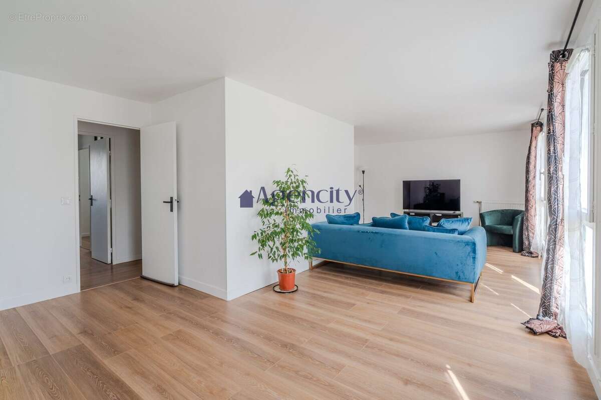 Appartement à LOGNES