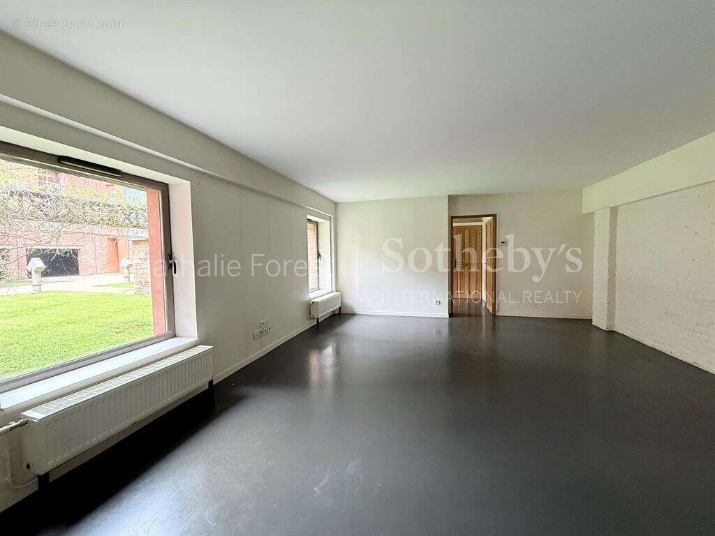Vieux lille : elegant t2 en residence securisee dans le vieux lille - photo 4